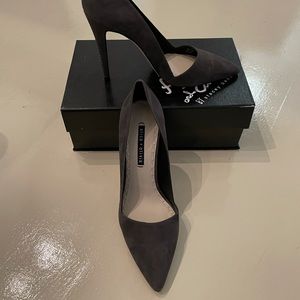 NWB Alice + Olivia Dina Heel